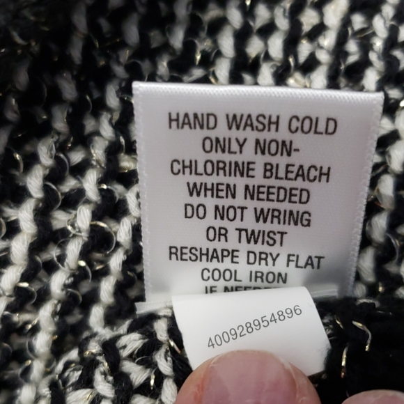 Glittery Cropped Cardigan - Picture 8 of 8